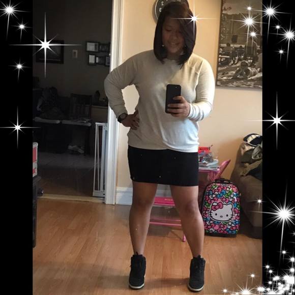 Meet your Posher, Melanie - Picture 1 of 1